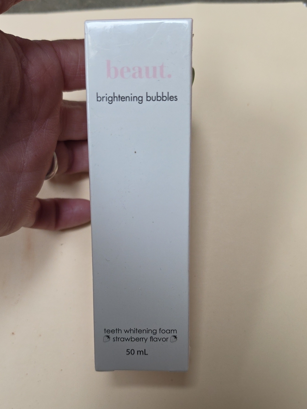 beaut. Brightening Bubbles Teeth Whitening Foam - White/Pink